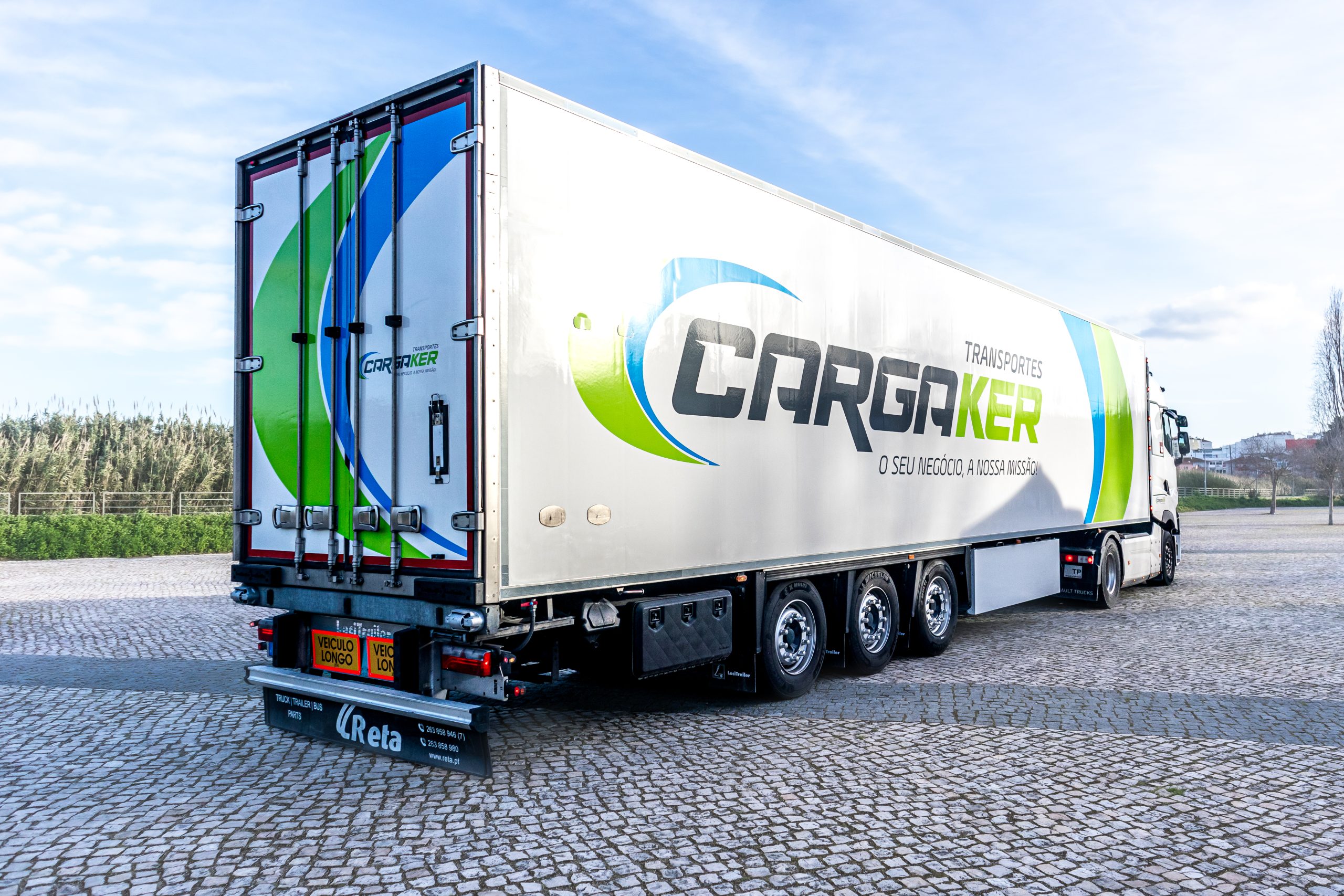 Transporte especializado de materiais de construção